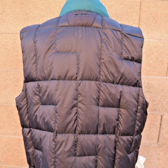 Lululemon Live in Practice Down Vest Green - Picture 11 of 15